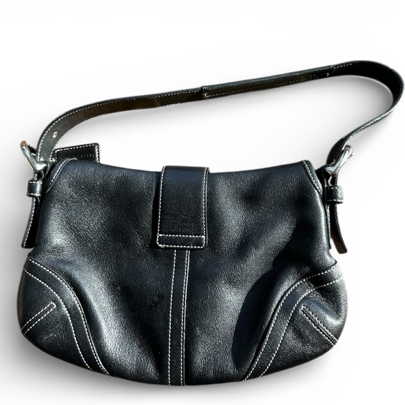 Coach Vintage Black Leather Soho Shoulder Bag Y2K Small Purse Silver Buckle - Picture 4 of 7
